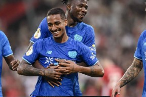 爱游戏APP下载关于勒沃库森迎德国杯关键赛，今夜队长鼓劲，压力陡增，纪律约束更严格的信息